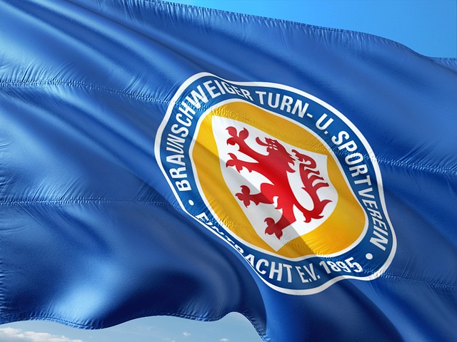 人都是一线 人都是一线